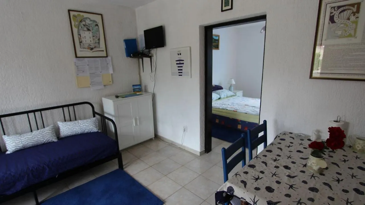 Apartments Lastavica 말린스카 게스트하우스